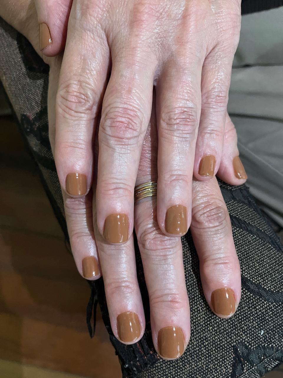 Manicure Tradicional + Pedicure Tradicional