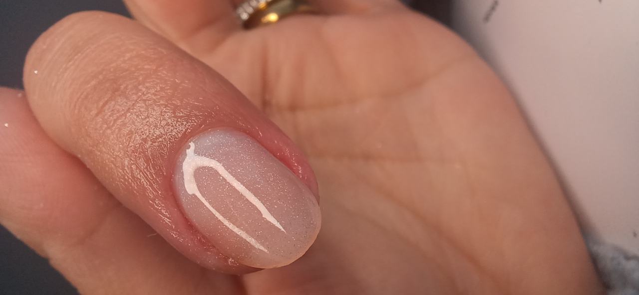 Alongamento Premium De Unhas + Esmaltação Em Gel Inclusa